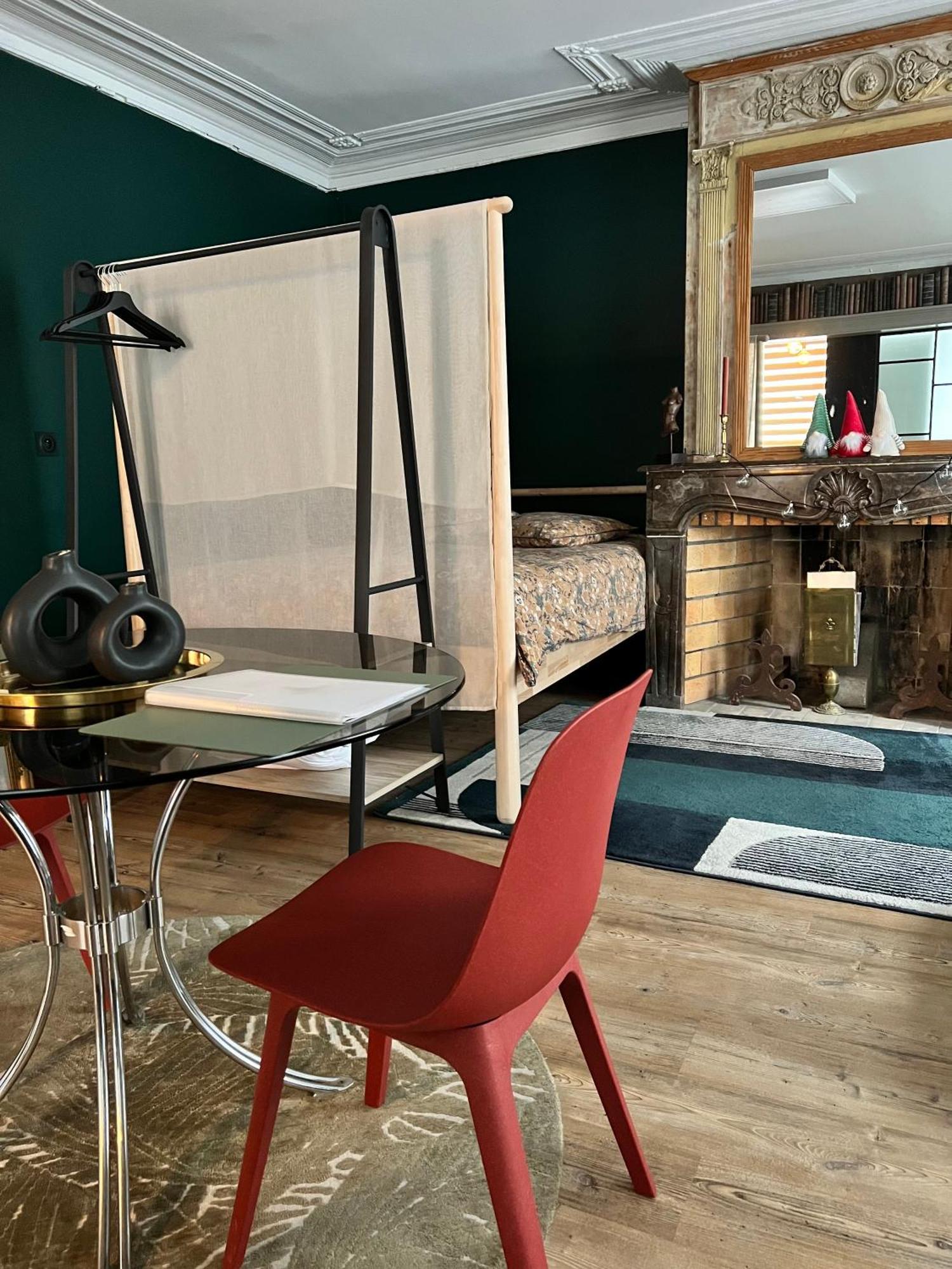 Maison 1747 - De Standing En Vieille-ville Avec Cour Apartment Boulogne-sur-Mer