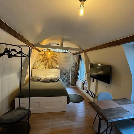 Maison 1747 - Gites De Standing En Vieille-Ville Avec Cour Boulogne-sur-Mer Esterno foto