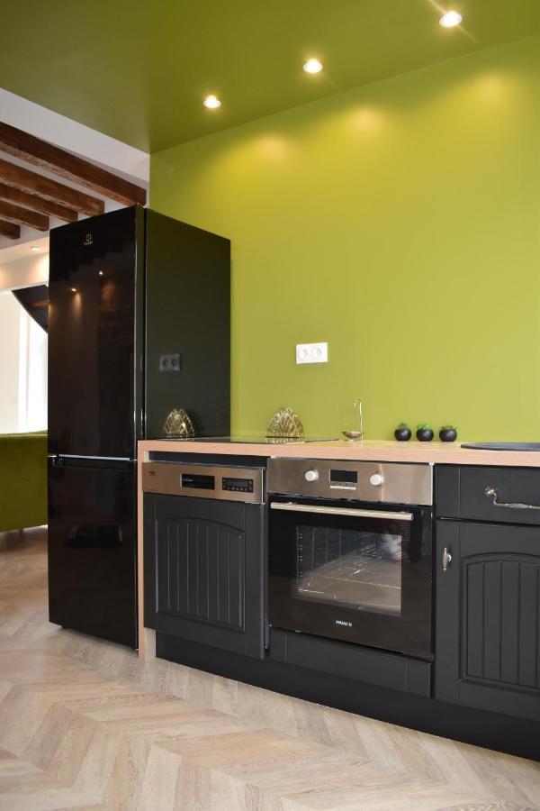 Maison 1747 - De Standing En Vieille-ville Avec Cour Boulogne-sur-Mer